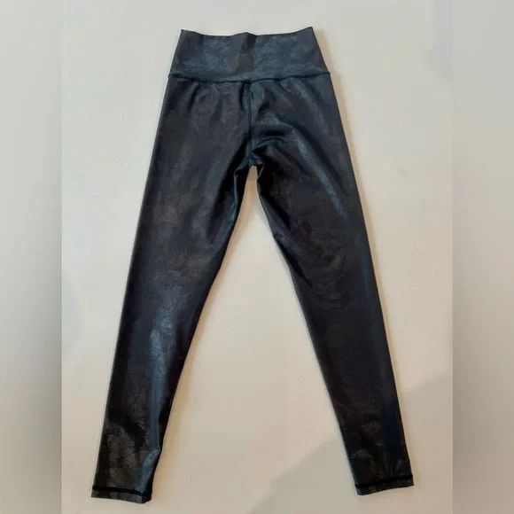 aerie Foil Print Black Shiny Crackle Faux Leather Party Leggings Medium - Picture 10 of 13